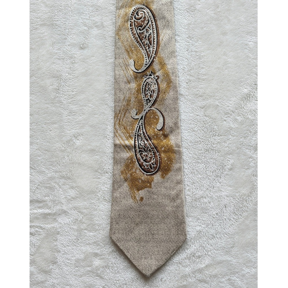 Valentino Rudy Beige Paisley Silk Necktie Men OS Excellent